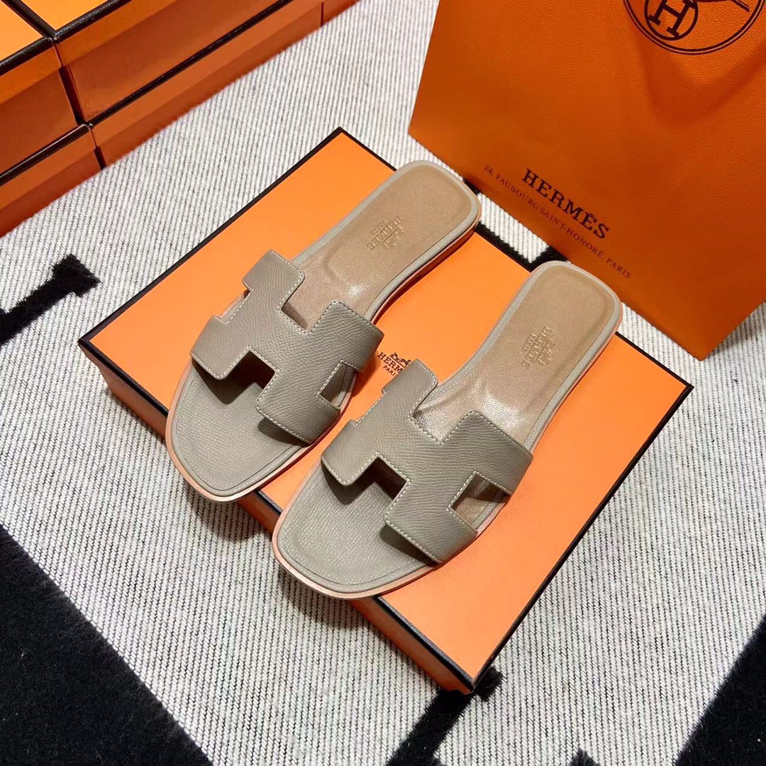 에르메스 올수공 오란 슬리퍼 샌들 앱송 131